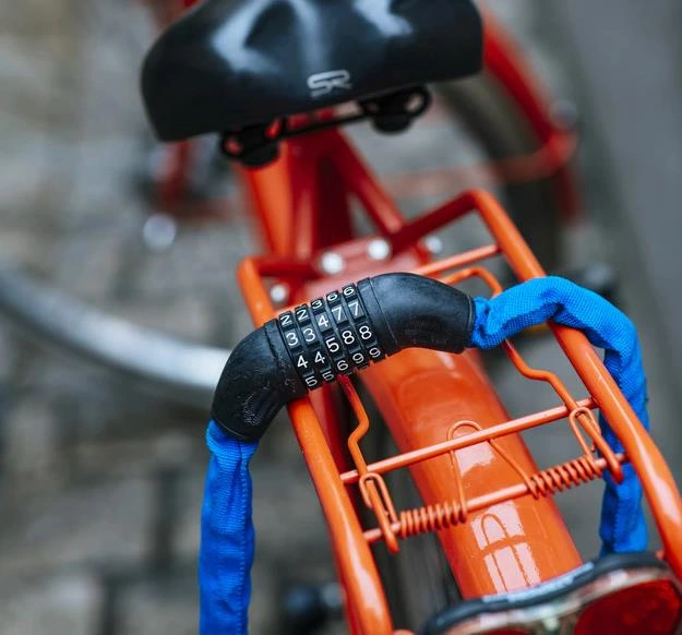 Парковка для велосипеда с противоугонным устройством своими руками